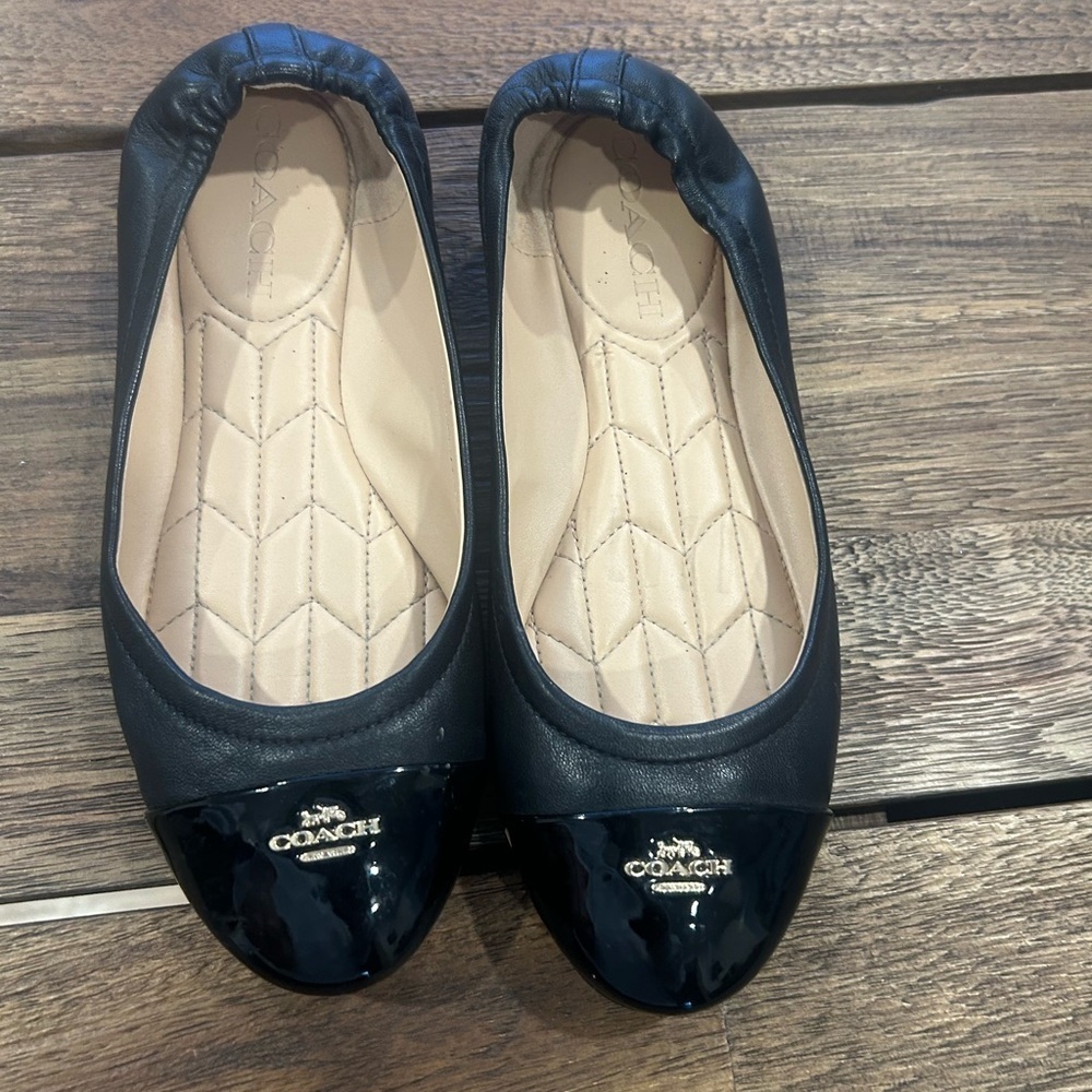 COACH black leather and patent toe ballet flats. Size 5. Excellent condition!